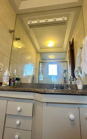 Apartamento à venda com 153m², 3 quartos e 3 vagas Apartamento à venda com 153m², 3 quartos e 3 vagasBanheiro 2