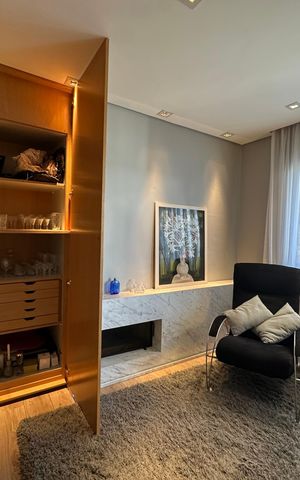 Apartamento à venda com 153m², 3 quartos e 3 vagas Apartamento à venda com 153m², 3 quartos e 3 vagasSala