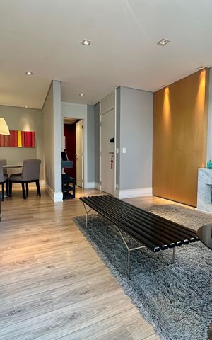 Apartamento à venda com 153m², 3 quartos e 3 vagas Apartamento à venda com 153m², 3 quartos e 3 vagasSala