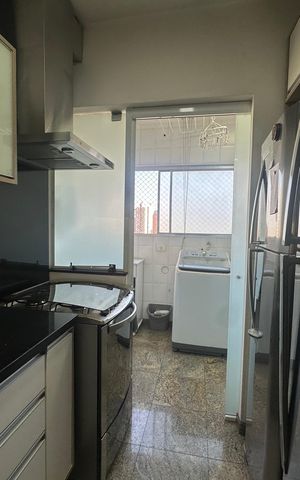 Apartamento à venda com 153m², 3 quartos e 3 vagas Apartamento à venda com 153m², 3 quartos e 3 vagasCozinha