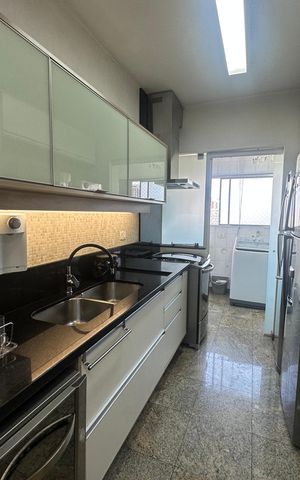 Apartamento à venda com 153m², 3 quartos e 3 vagas Apartamento à venda com 153m², 3 quartos e 3 vagasCozinha