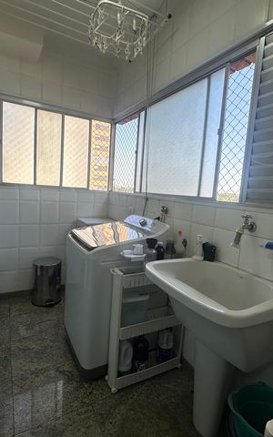 Apartamento à venda com 153m², 3 quartos e 3 vagas Apartamento à venda com 153m², 3 quartos e 3 vagasLavanderia