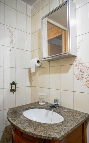 Apartamento à venda com 51m², 2 quartos e 1 vaga Apartamento à venda com 51m², 2 quartos e 1 vagaBanheiro