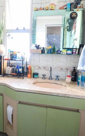 Apartamento à venda com 84m², 3 quartos e 1 vaga Apartamento à venda com 84m², 3 quartos e 1 vagaBanheiro
