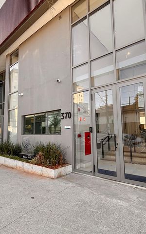 Apartamento para alugar com 110m², 3 quartos e 2 vagas Apartamento para alugar com 110m², 3 quartos e 2 vagasFachada