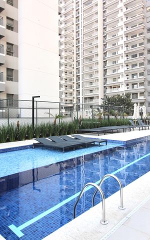 Apartamento para alugar com 110m², 3 quartos e 2 vagas Apartamento para alugar com 110m², 3 quartos e 2 vagasÁrea comum - Piscina