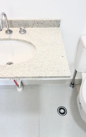 Apartamento para alugar com 110m², 3 quartos e 2 vagas Apartamento para alugar com 110m², 3 quartos e 2 vagasBanheiro da Suíte 3