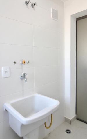Apartamento para alugar com 110m², 3 quartos e 2 vagas Apartamento para alugar com 110m², 3 quartos e 2 vagasÁrea de Serviço