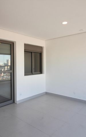 Apartamento para alugar com 110m², 3 quartos e 2 vagas Apartamento para alugar com 110m², 3 quartos e 2 vagasVaranda