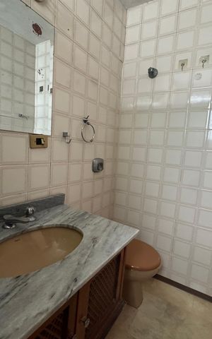 Apartamento para alugar com 73m², 3 quartos e 1 vaga Apartamento para alugar com 73m², 3 quartos e 1 vagaBanheiro da Suíte