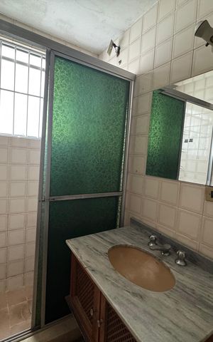 Apartamento para alugar com 73m², 3 quartos e 1 vaga Apartamento para alugar com 73m², 3 quartos e 1 vagaBanheiro da Suíte