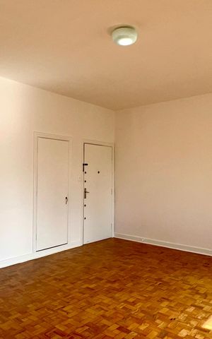 Apartamento à venda com 96m², 3 quartos e sem vagaSala