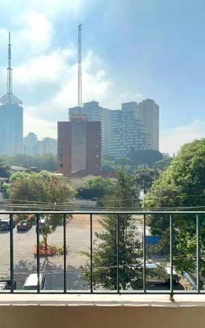 Apartamento à venda com 96m², 3 quartos e sem vagaVaranda