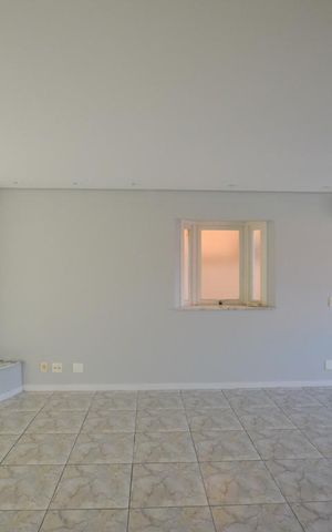 Casa de condomínio para alugar com 300m², 5 quartos e 4 vagas Casa de condomínio para alugar com 300m², 5 quartos e 4 vagasSALA