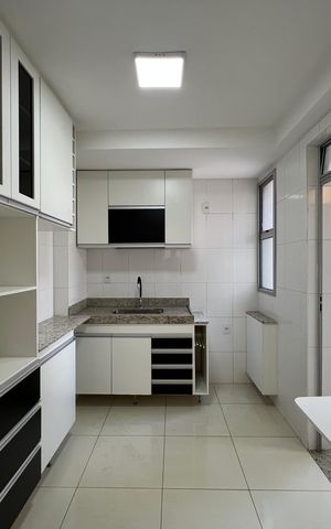 Apartamento à venda com 85m², 3 quartos e 2 vagasCozinha