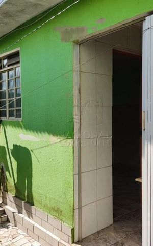 Casa à venda com 134m², 2 quartos e 2 vagas