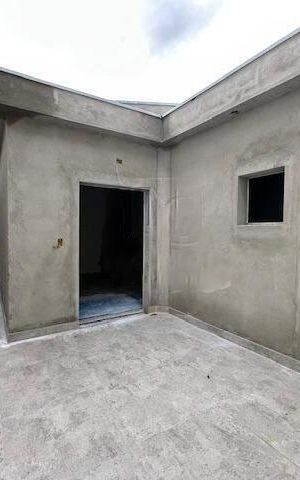 Casa à venda com 135m², 2 quartos e sem vaga
