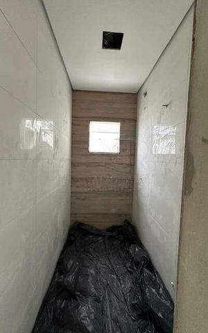 Casa à venda com 135m², 2 quartos e sem vaga