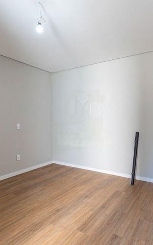 Casa à venda com 158m², 3 quartos e 2 vagas
