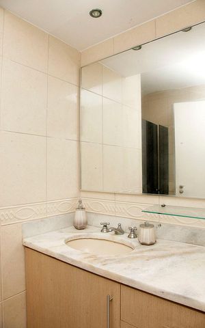 Apartamento à venda com 124m², 3 quartos e 2 vagasBanheiro 1 - Quarto Suíte