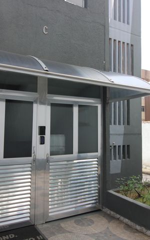 Apartamento à venda com 49m², 2 quartos e 1 vagaFachada do bloco