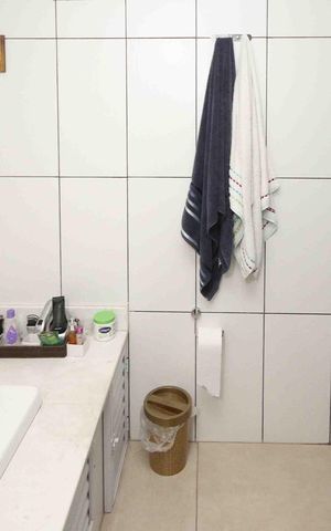 Casa à venda com 350m², 4 quartos e 2 vagas Casa à venda com 350m², 4 quartos e 2 vagasBanheiro