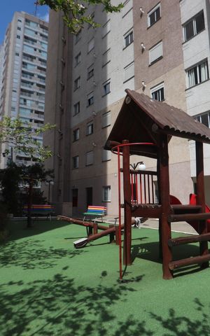Apartamento para alugar com 40m², 2 quartos e 1 vagaÁrea comum - Playground