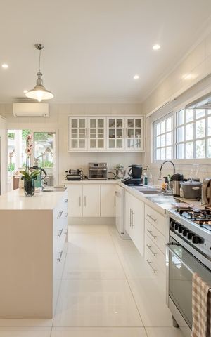 Casa à venda com 390m², 5 quartos e 4 vagasCozinha