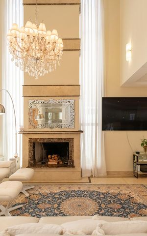 Casa à venda com 390m², 5 quartos e 4 vagasSala