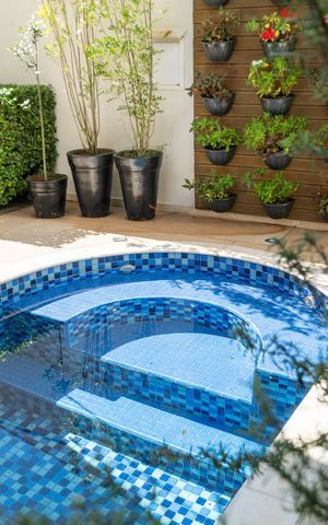 Casa à venda com 390m², 5 quartos e 4 vagasÁrea externa