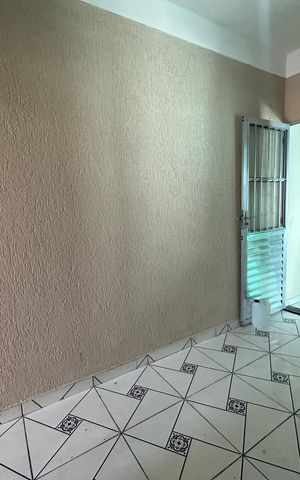 Casa à venda com 220m², 5 quartos e 1 vaga Casa à venda com 220m², 5 quartos e 1 vagaSala/Cozinha