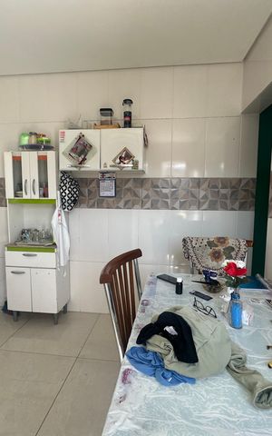 Casa à venda com 220m², 5 quartos e 1 vaga Casa à venda com 220m², 5 quartos e 1 vagaSala/Cozinha