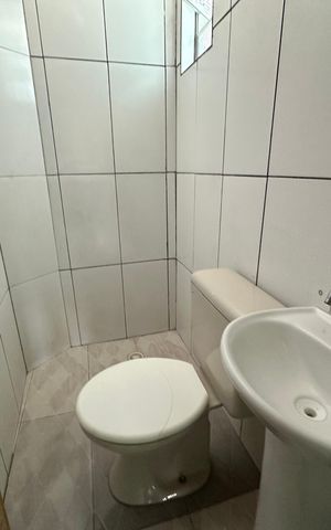 Casa à venda com 220m², 5 quartos e 1 vaga Casa à venda com 220m², 5 quartos e 1 vagaBanheiro