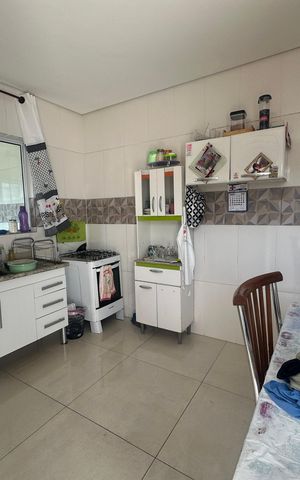 Casa à venda com 220m², 5 quartos e 1 vaga Casa à venda com 220m², 5 quartos e 1 vagaSala/Cozinha