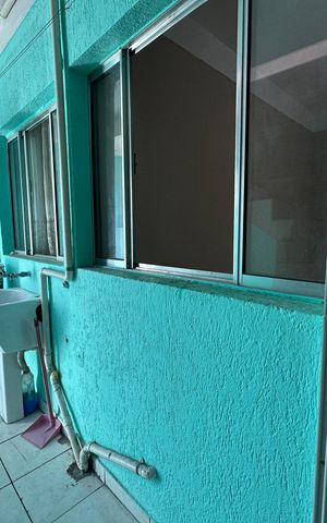Casa à venda com 220m², 5 quartos e 1 vaga Casa à venda com 220m², 5 quartos e 1 vagaÁrea de Serviço