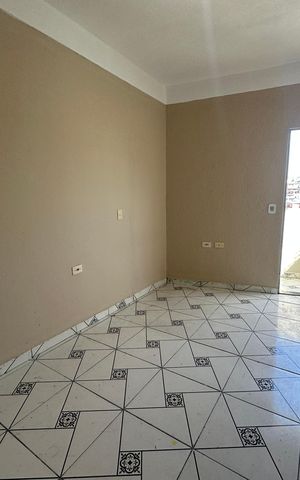 Casa à venda com 220m², 5 quartos e 1 vaga Casa à venda com 220m², 5 quartos e 1 vagaQuarto