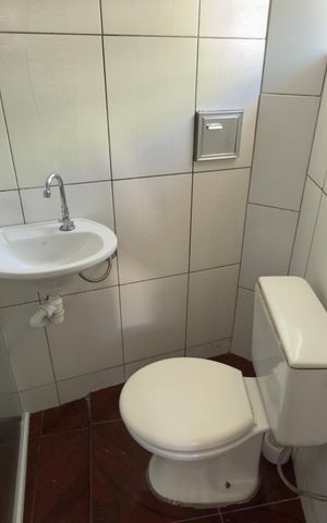 Casa para alugar com 41m², 1 quarto e sem vaga
