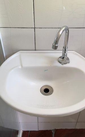 Casa para alugar com 41m², 1 quarto e sem vaga
