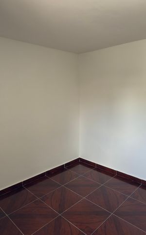 Casa para alugar com 41m², 1 quarto e sem vaga
