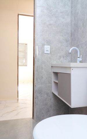 Apartamento para alugar com 48m², 2 quartos e sem vagaBanheiro