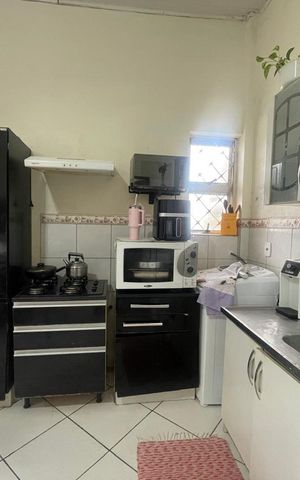 Casa à venda com 110m², 2 quartos e 3 vagas
