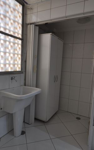 Apartamento à venda com 77m², 2 quartos e 1 vagaÁrea de Serviço
