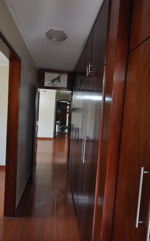 Apartamento à venda com 77m², 2 quartos e 1 vagaCorredor