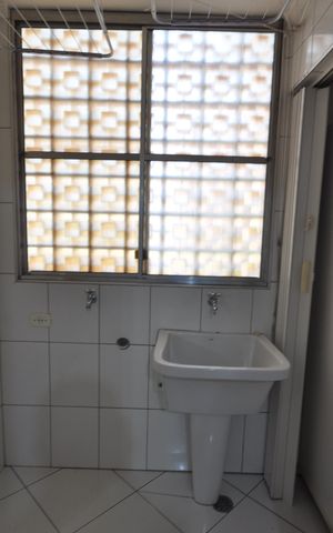 Apartamento à venda com 77m², 2 quartos e 1 vagaÁrea de Serviço