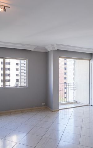 Apartamento à venda com 112m², 3 quartos e 2 vagas Apartamento à venda com 112m², 3 quartos e 2 vagasSala