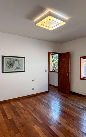 Casa à venda com 452m², 3 quartos e 9 vagas