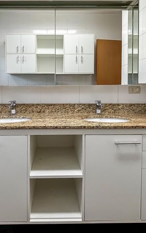 Casa à venda com 452m², 3 quartos e 9 vagas
