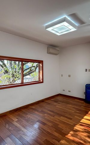 Casa à venda com 452m², 3 quartos e 9 vagas