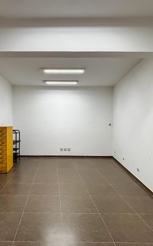 Casa à venda com 452m², 3 quartos e 9 vagas