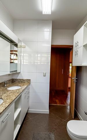 Casa à venda com 452m², 3 quartos e 9 vagas